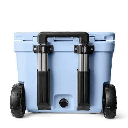 Yeti Roadie 32 Cooler Box in Big Sky Blue